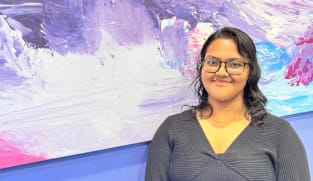 "சேலை, அரிசி மாவு, மஞ்சள், குங்குமம்...கலைக் கண்ணோடு பார்க்கலாம்"