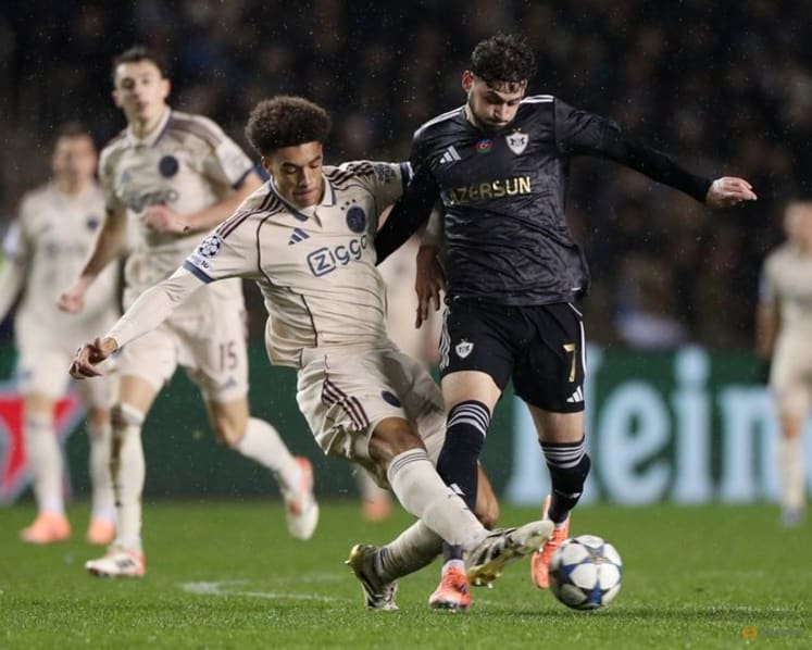 Ajax earn first Champions League points in win at Qarabag, Villarreal beaten by Copenhagen