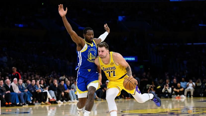 NBA-'Championship or bust': Lakers fans brimming with belief at season opener