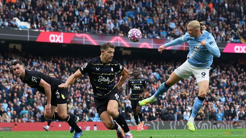 Arsenal stay top, Postecoglou sacked after 39 days, Haaland on fire for Man City