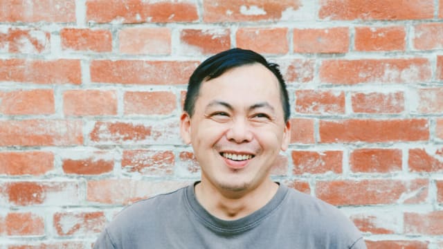 来老街想吃点不一样的　且听在地孩子这么说 ... ...