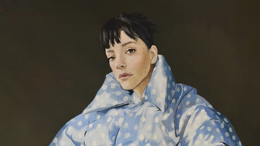 Sindir mantan suami selingkuh di album baru, Lily Allen: 'Aku sedang berproses'