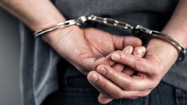 肃毒局查获总值近10万毒品 76人被捕