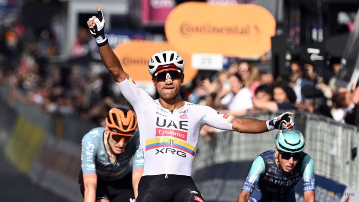 Narvaez powers to Giro stage four win, Ciccone in the pink