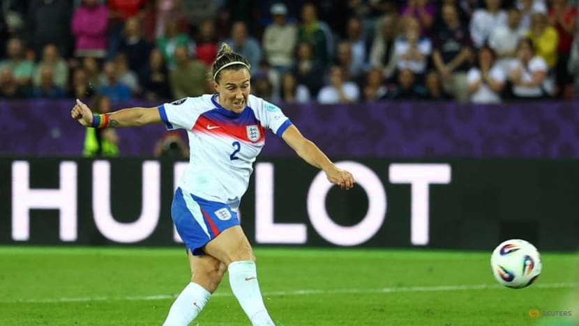 Bronze and grit help England beat Sweden