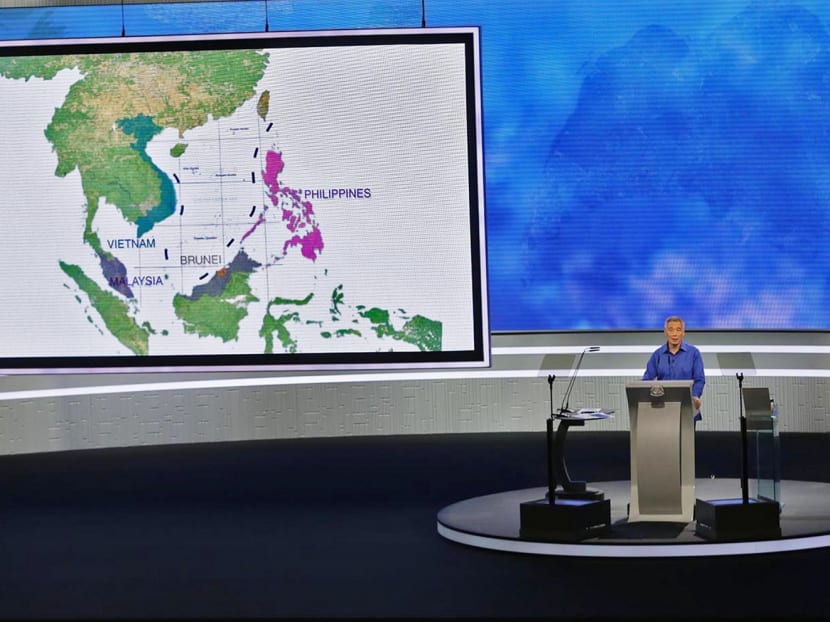 Despite superpower pressure, S’pore must choose its ‘own place to stand’