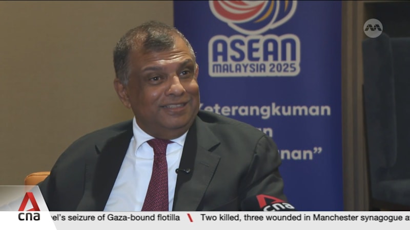  AirAsia in talks with China's COMAC to acquire narrow-body jets: Tony Fernandes
