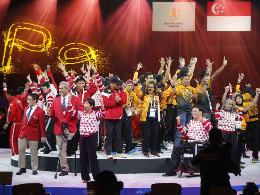 Athletes and officials at the APG closing ceremony today, where Singapore officially ended their hosting duties and handed the APG flag to the next hosts,
Malaysia. Photo : Ernest Chua Athletes and officials at the APG closing ceremony today, where Singapore officially ended their hosting duties and handed the APG flag to the next hosts,
Malaysia. Photo : Ernest Chua