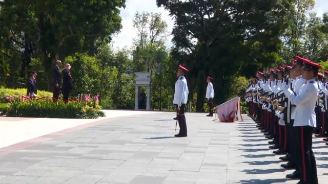 到访马国元首依布拉欣出席欢迎仪式