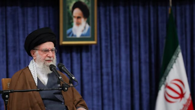 伊朗最高领袖哈梅内伊指责特朗普 称美国煽动抗议致伤亡与财产损失