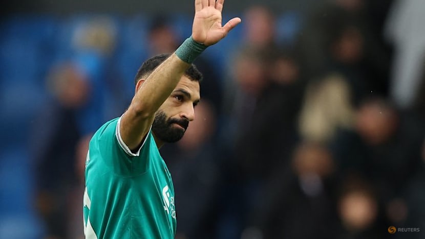 Last-gasp Salah penalty earns below-par Liverpool victory at Burnley