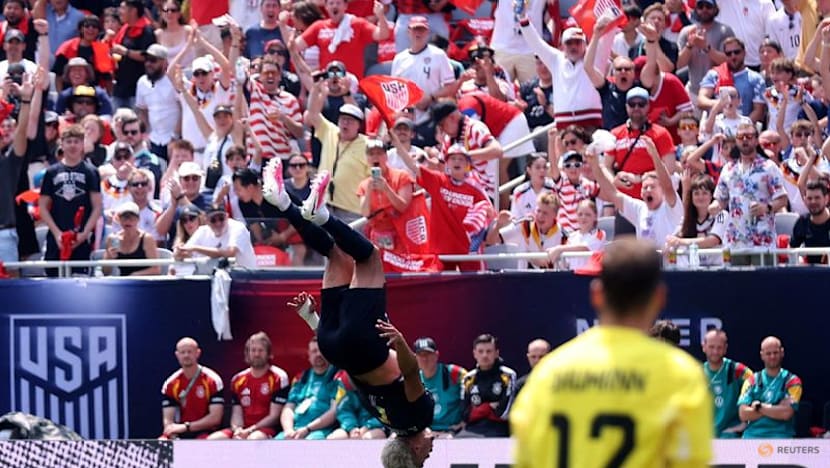 England labour to win over New Zealand as Germany defeat USA
