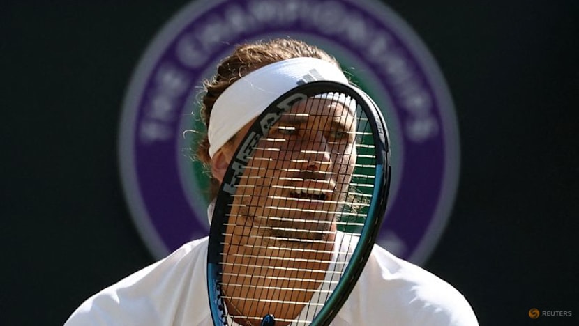 Flawless Zverev cracks Fritz code to reach Wimbledon semi-finals