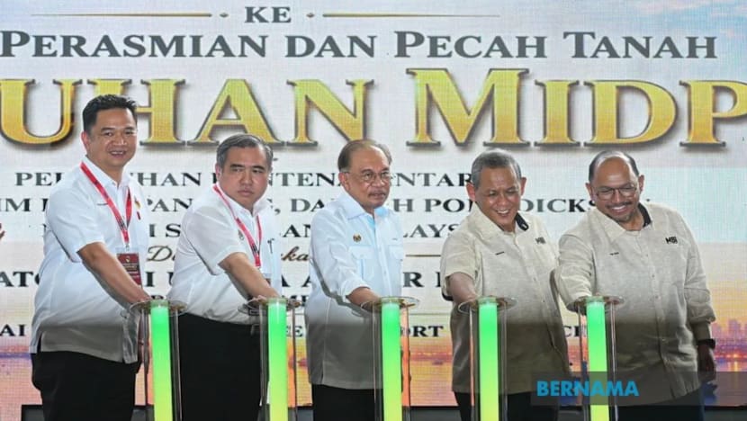 PM Anwar mohon DAP Melaka tangguh keputusan keluar daripada kerajaan negeri