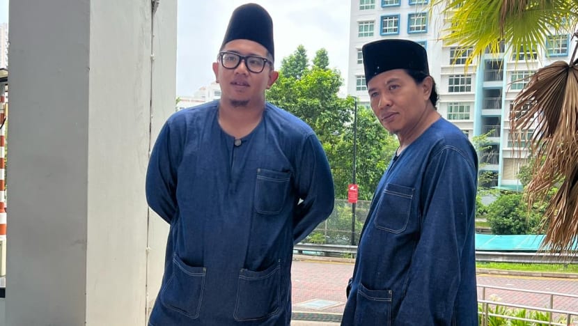 Kurung denim eksklusif untuk jejaka Kurung denim eksklusif untuk jejaka
