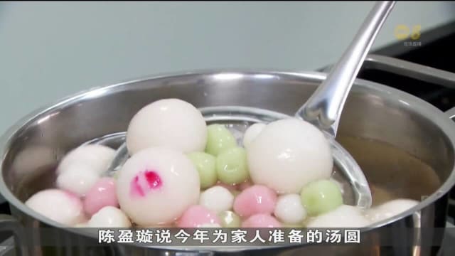 今天迎来冬至 熟食中心从早上出现排队人龙