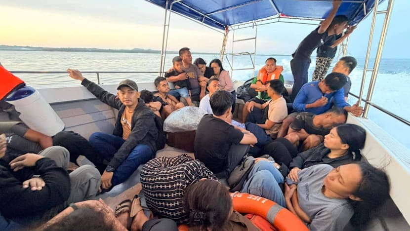 Philippines grounds ferry operator's fleet after deadly sinking