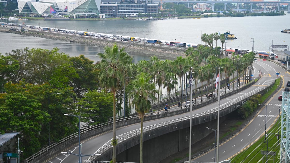 Singapore and Malaysia in talks to let cross-border taxis drop off passengers at final destination