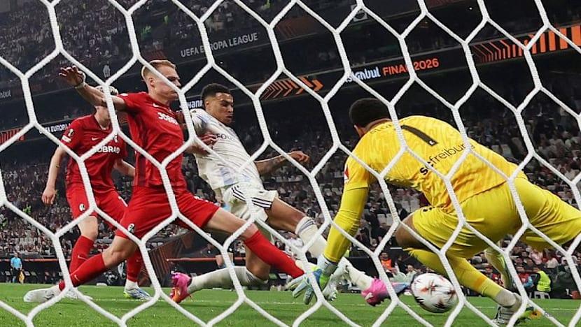 Clinical Aston Villa outclass Freiburg to win Europa League