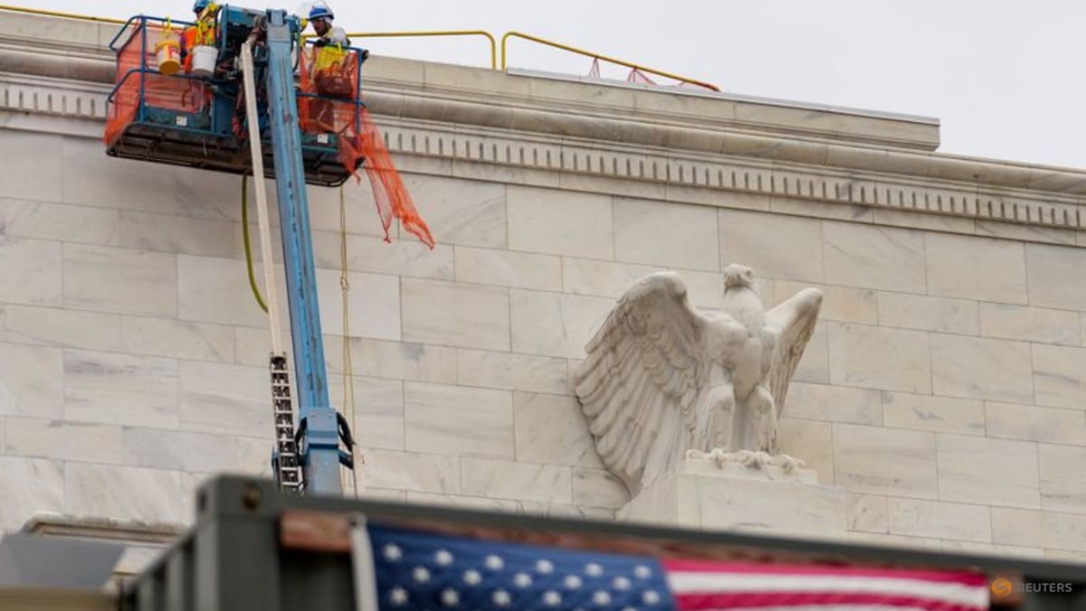 Nomura, StanChart be a part of high brokerages in forecasting Fed charge lower this week