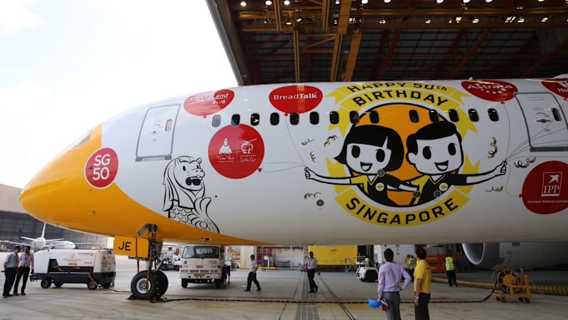 Scoot unveils new Dreamliner’s festive SG50 livery