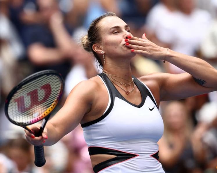 Sabalenka, Djokovic win before Medvedev tirade sparks chaos at US Open