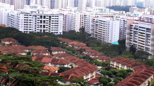 涉嫌非法提供私宅短期住宿 四家公司和两名男子被控340项控状