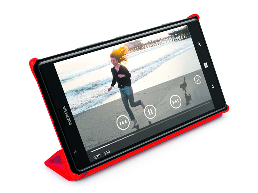 Nokia bridges the gap with its new Lumia 1520
