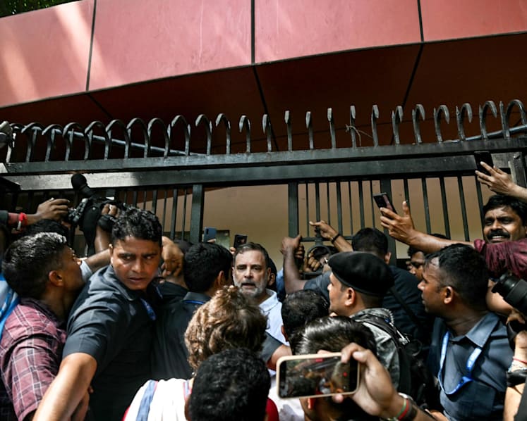 India opposition leaders briefly detained in election protest