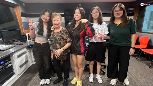 新传媒义安理工学院和飞跃社区服务首次合作 拉近学生与年长者的距离