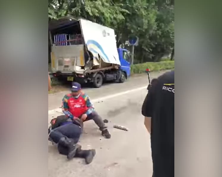 Driver arrested after his lorry hit second lorry stopped by Traffic Police on PIE