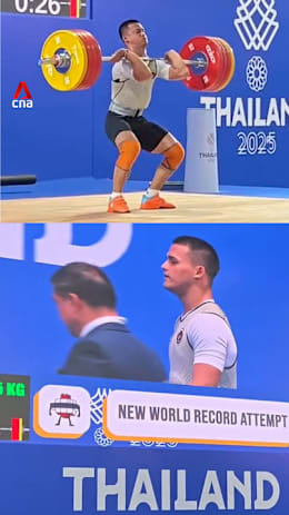 SEA Games 2025: Indonesian weightlifter Rizki Juniansyah sets new world record