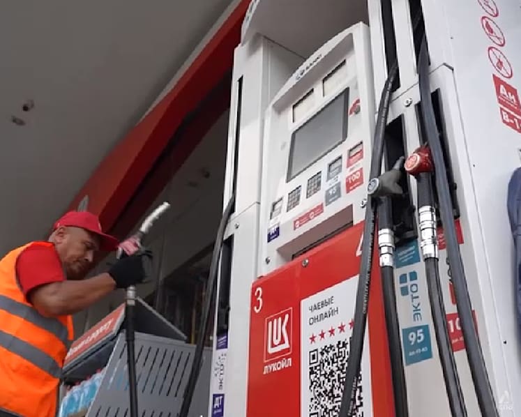Ukraine strikes on Russian oil pipelines spark fuel shortages, drive up pump prices