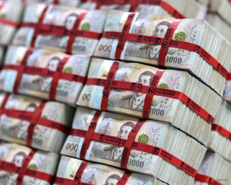 Thai central bank eases rules on foreign income repatriation to ease baht  