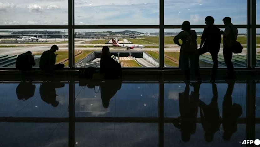 Sistem proses penumpang di lapangan terbang Malaysia 'pulih sepenuhnya' selepas alami gangguan sementara