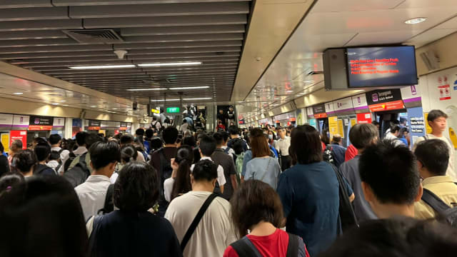 东北地铁线发生信号故障 出行时间或延长20分钟