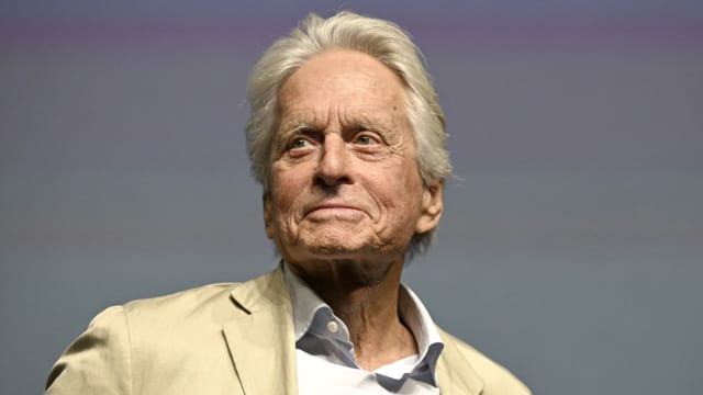 “我不想在片场暴毙！”奥斯卡影帝Michael Douglas宣布无限期停工