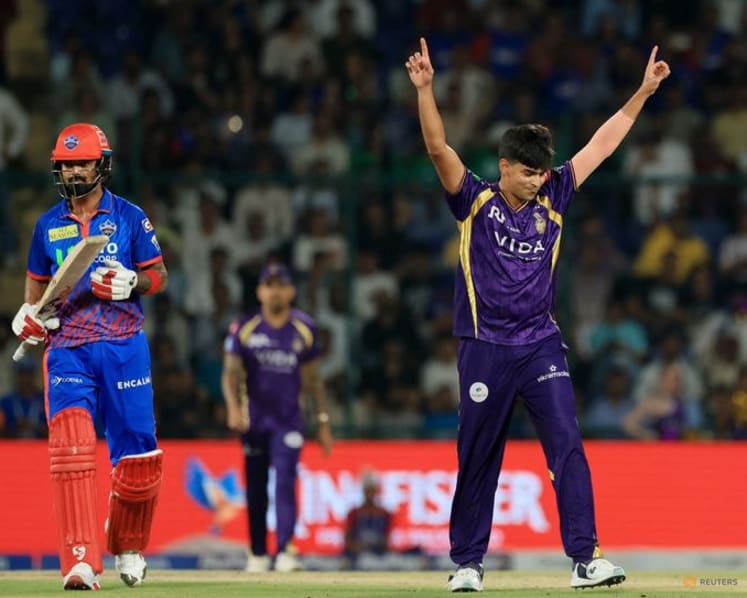 Green happy to play second fiddle as Allen brings up maiden IPL ton