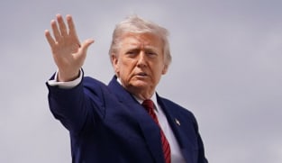 Trump extends EU tariff deadline until Jul 9