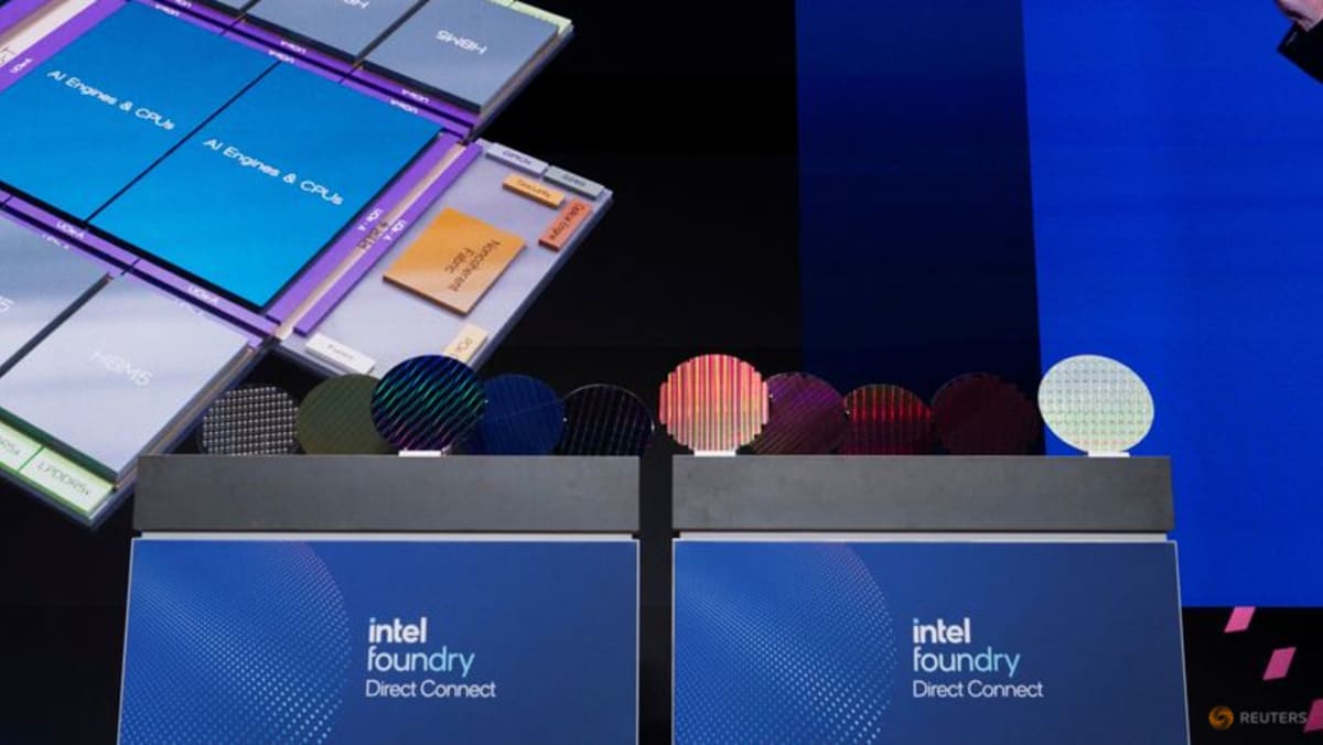 Intel's chip contracting plan in spotlight on earnings day