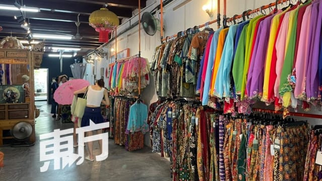 扮“小娘惹”打卡成风潮 马六甲服装租借和拍摄生意火红