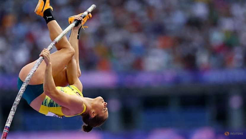 Pole vault champion Kennedy pulls out of Tokyo worlds