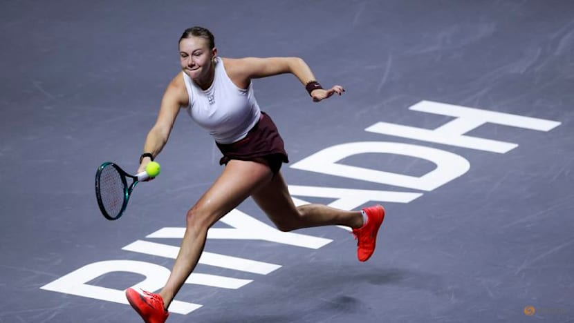 Sabalenka outlasts Anisimova, books WTA Finals title clash with Rybakina