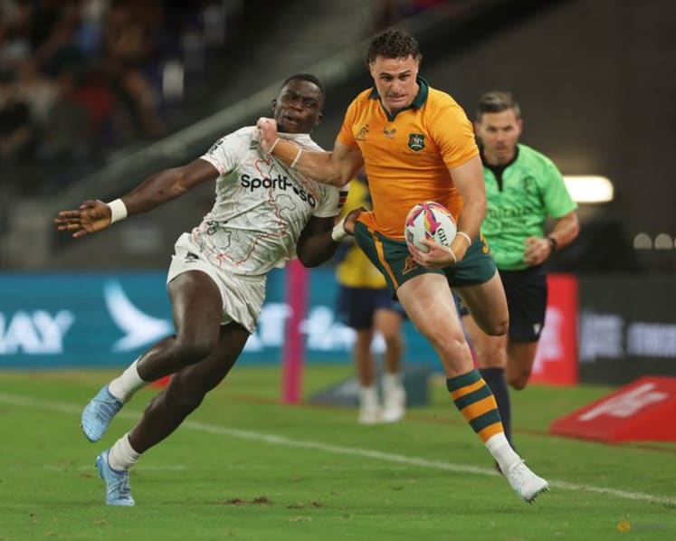New front row and centre pairing as Australia strengthen side