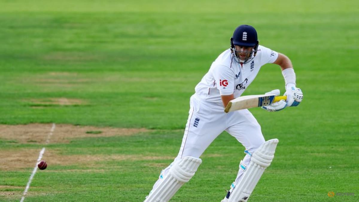 England captain Root shrugs off concerns over lbw run