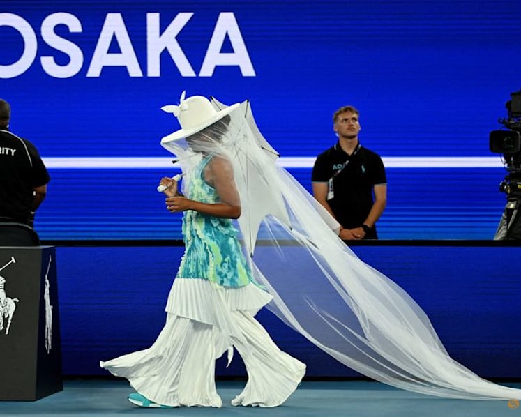 Osaka opens 'jellyfish season' with stylish win at Australian Open