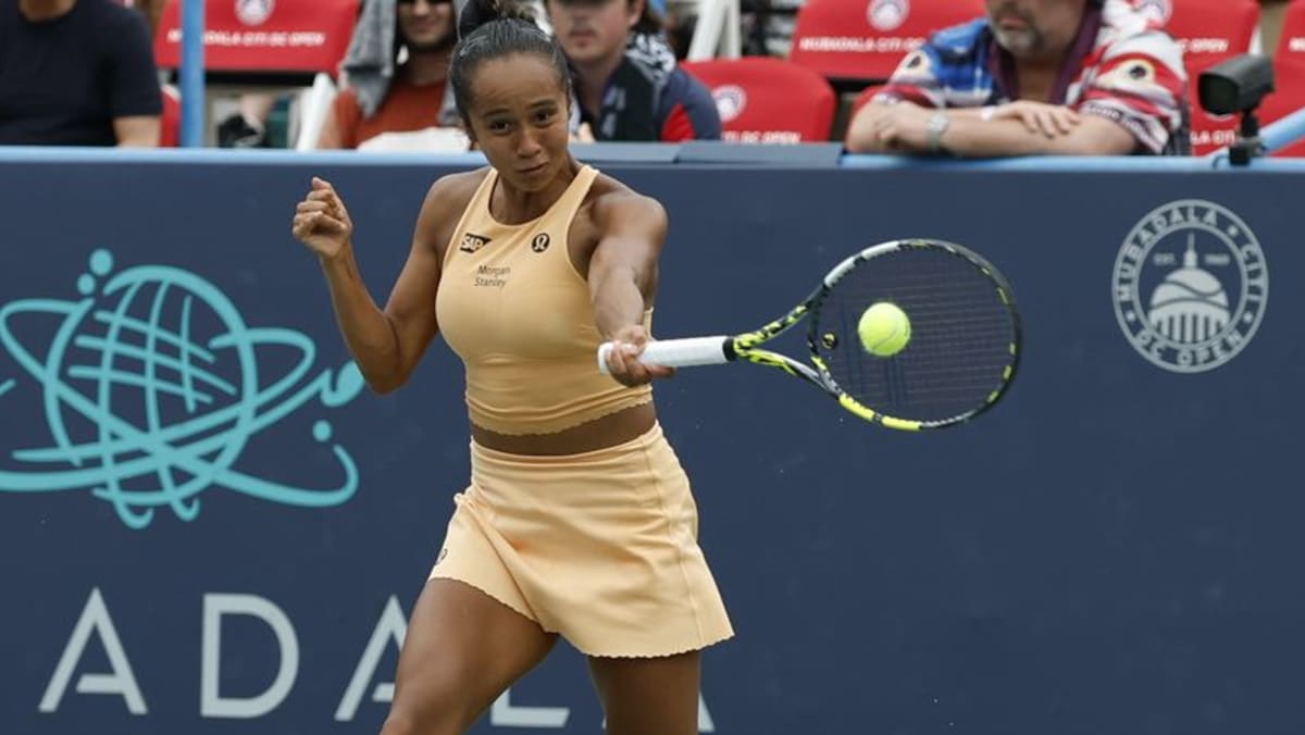 Fernandez cruises past Kalinskaya to claim Washington Open title
