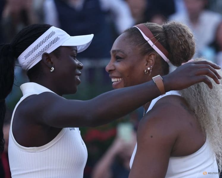 Serena out of Queen's doubles after partner Mboko injured