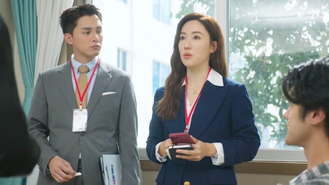 新闻女王2（第16集）：SNK遭外界批评