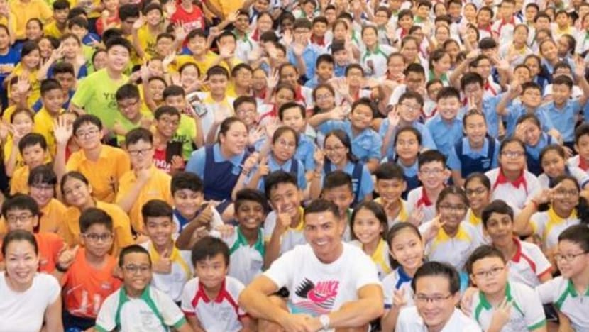 Cristiano Ronaldo dijangka lawat SG bulan depan; tidak sabar bertemu pelajar tempatan Cristiano Ronaldo dijangka lawat SG bulan depan; tidak sabar bertemu pelajar tempatan